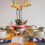 Vivid Home In North Ryde